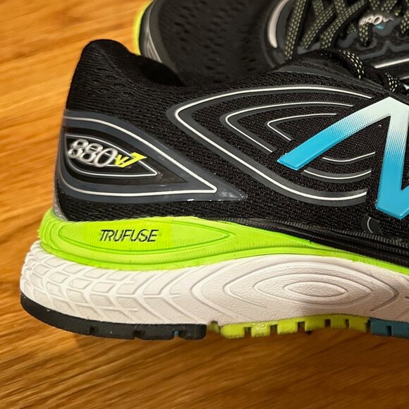 New Balance 880 V7 running sneakers Size 8.5 M - Picture 4 of 7